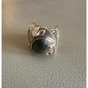 14kt Gold Filled wire with a Hematite Stone‎ Size 6.5